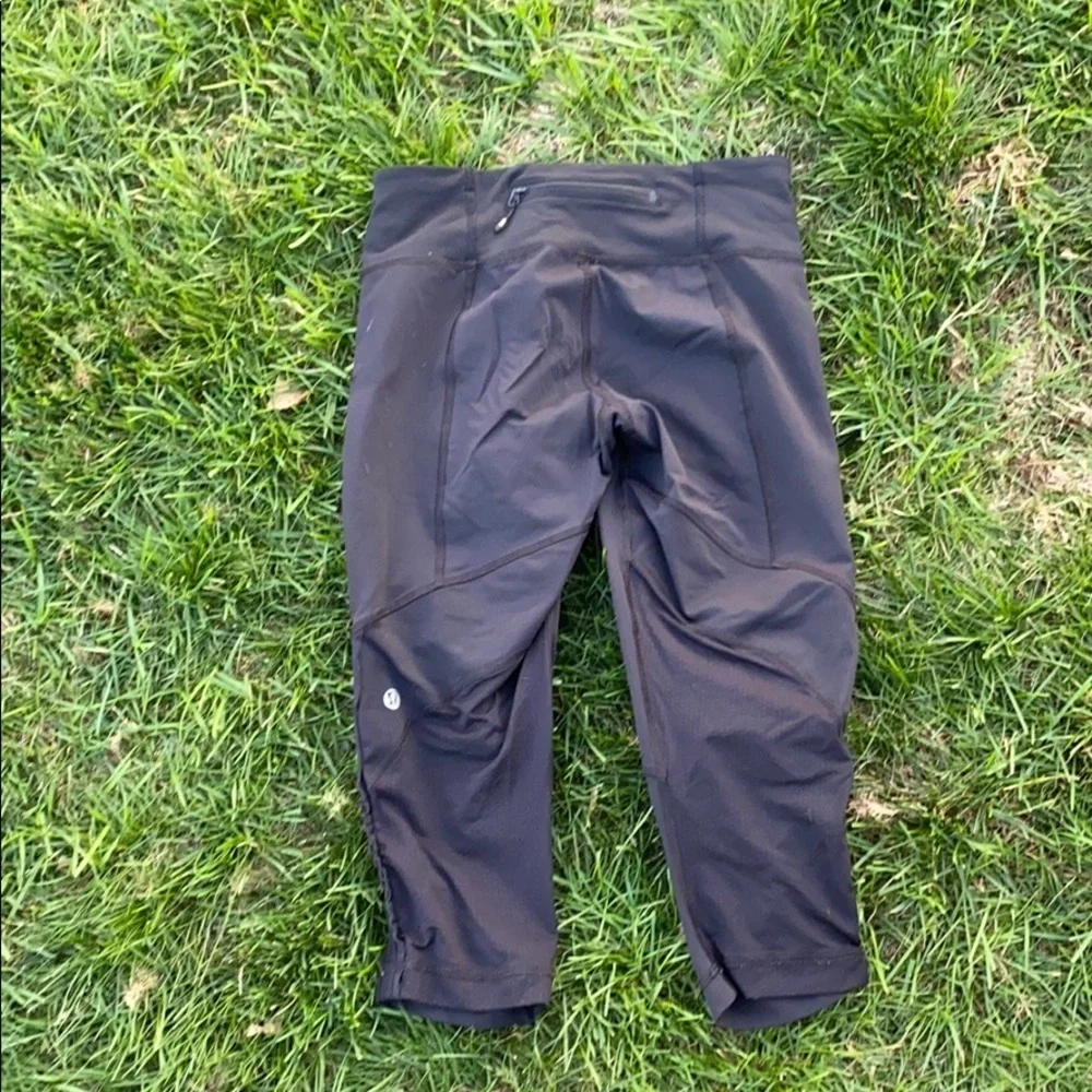 Lululemon black pants